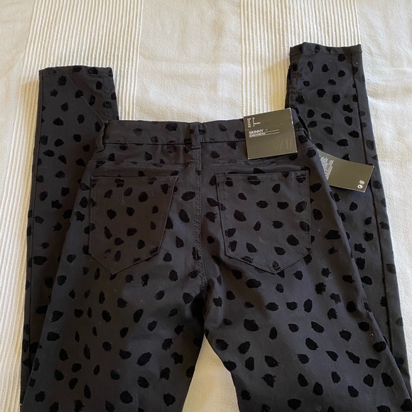 Pants - Picture 4 of 4